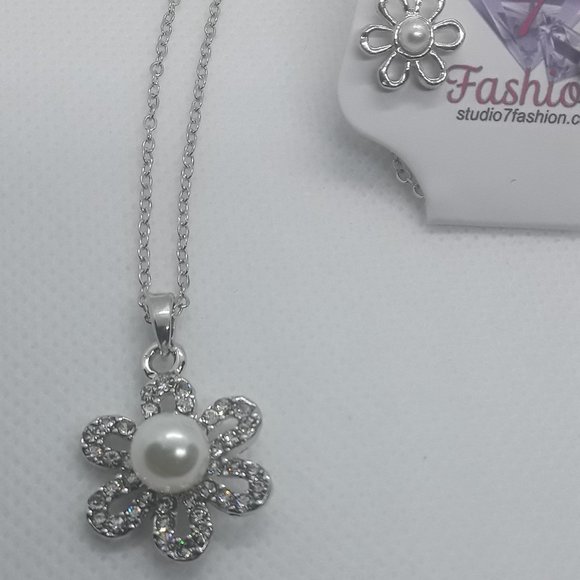 Pearl and Rhinestone Floral Necklace Earring Set - Picture 2 of 5